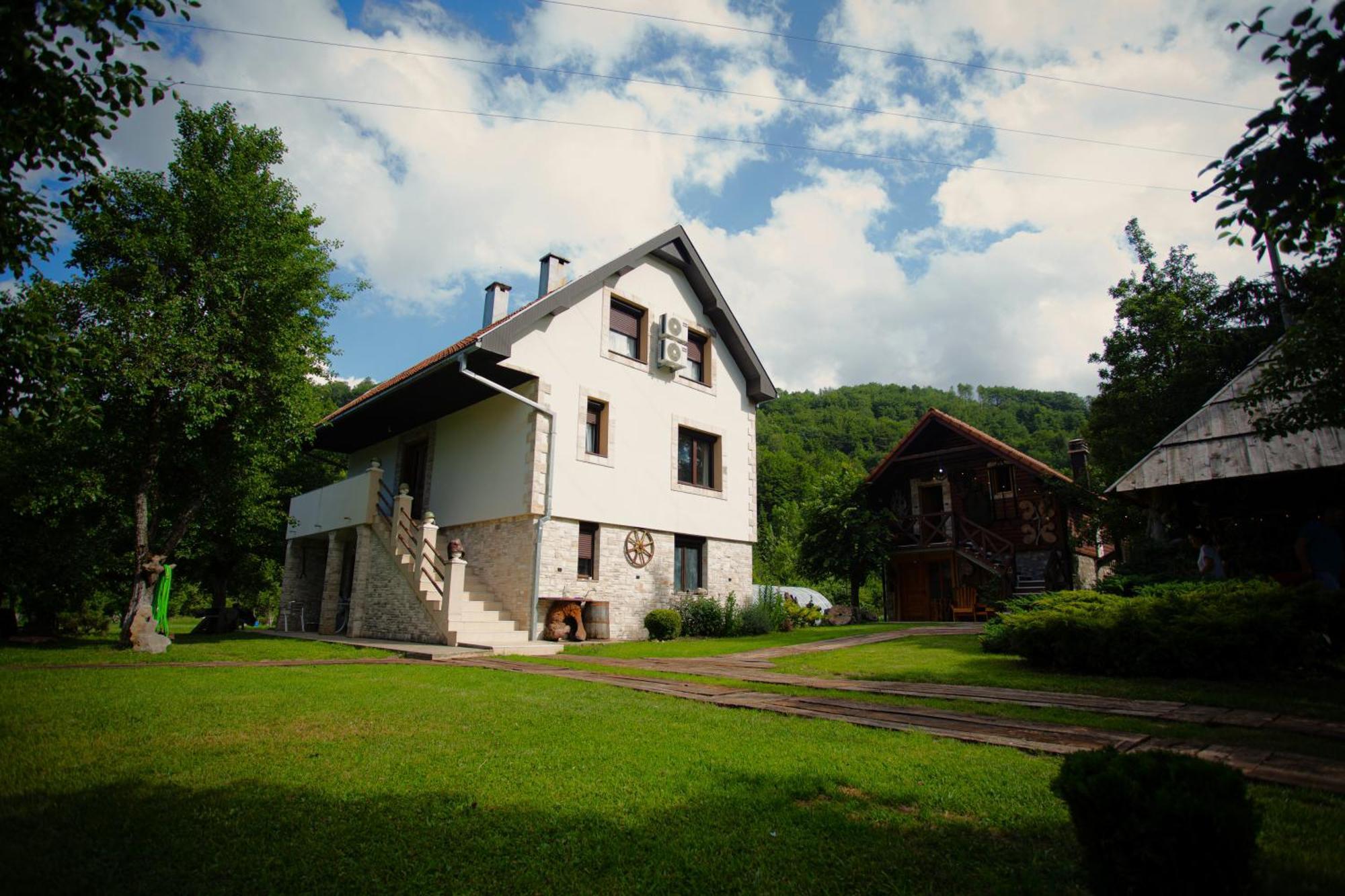 Ethno Village Stitarica Mojkovac Phòng bức ảnh